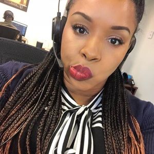 Meet your Posher, Sonta